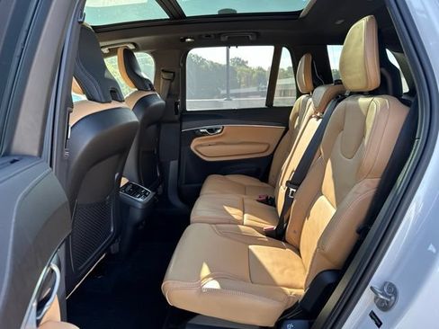 Certified 2024 Volvo XC90 B6 Ultimate w/ Protection Package Premier AWD/4WD image 14