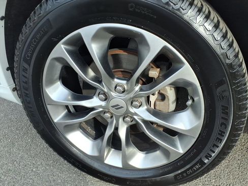 Used 2019 Dodge Durango GT image 9