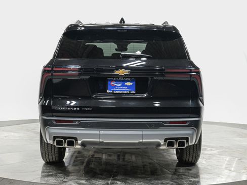Used 2026 Chevrolet Traverse LT w/ Driver Confidence Package AWD/4WD image 5