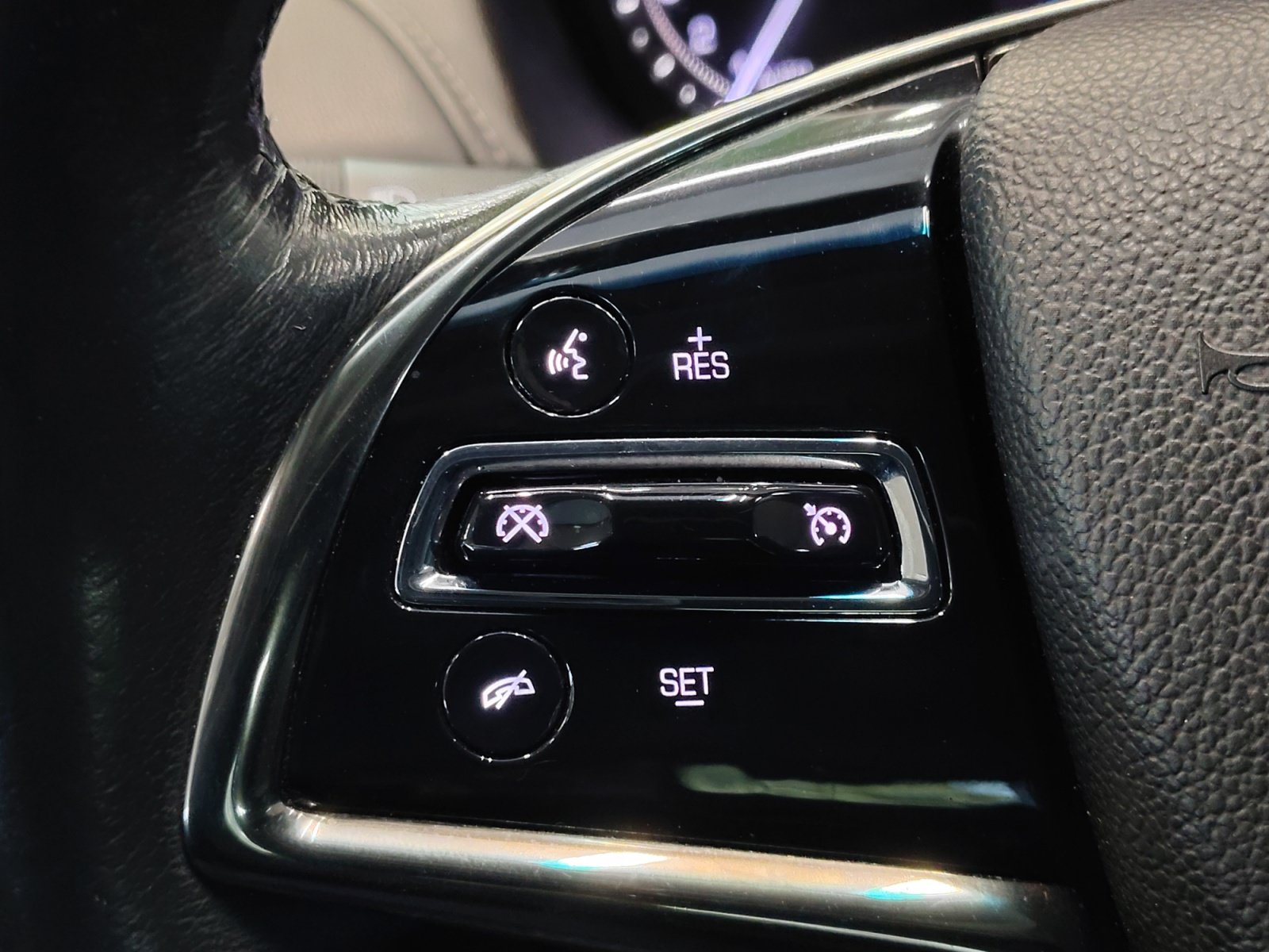 Used 2017 Cadillac ATS 2.0T Sedan RWD image 16