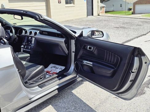 Used 2020 Ford Mustang Premium RWD image 19