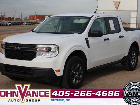 Used 2022 Ford Maverick XLT image 3