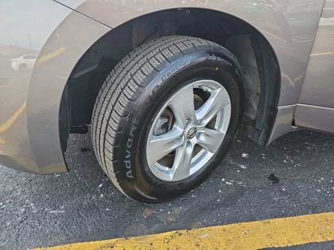 Used 2014 Nissan Quest SV w/ Leather Package image 31