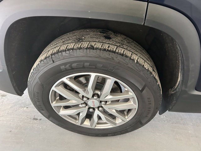 Used 2017 GMC Acadia SLE w/ Driver Alert Package I AWD/4WD image 9