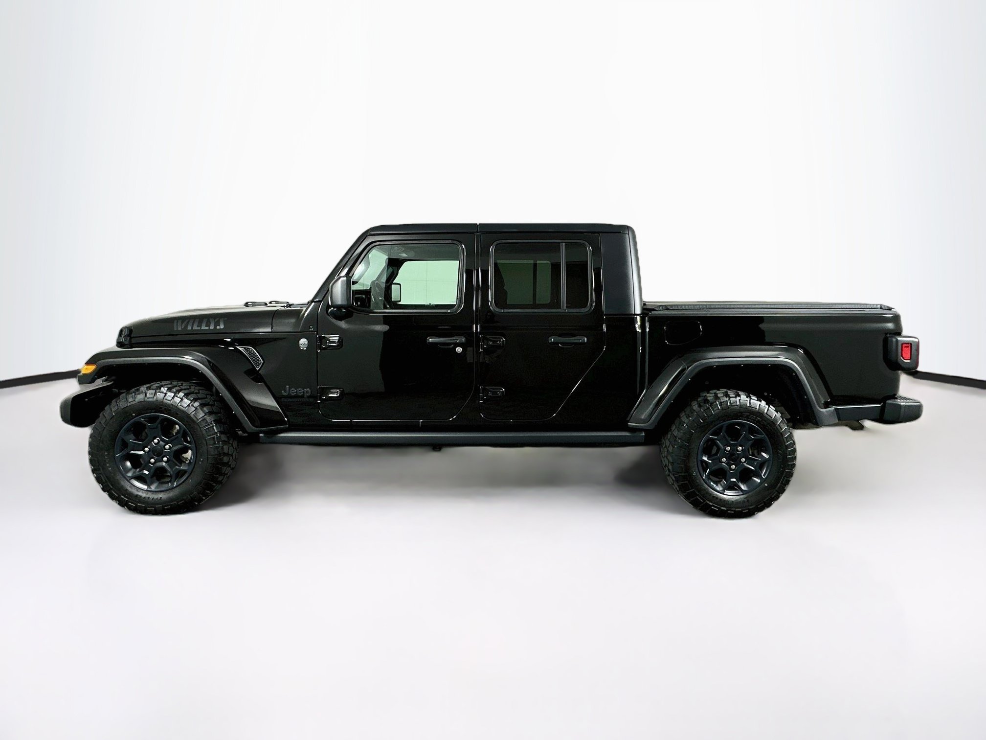 Used 2023 Jeep Gladiator Sport AWD/4WD image 4