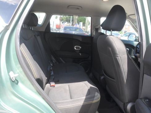 Used 2014 Kia Soul + w/ UVO w/Eservices Package FWD image 20