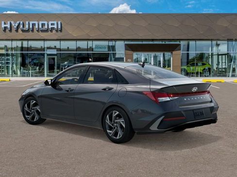 New 2026 Hyundai Elantra SEL Sport image 5