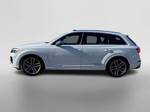Used 2025 Audi SQ7 Premium Plus image 2