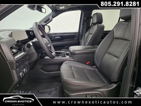 Used 2025 Chevrolet Suburban RST w/ Sun And Tow Package image 24