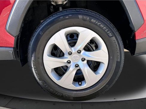 Used 2022 Toyota RAV4 LE FWD image 33