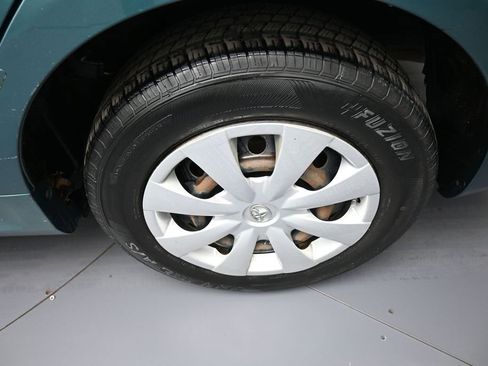 Used 2010 Toyota Corolla LE FWD image 15