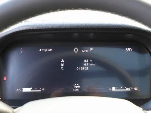 New 2025 Jeep Grand Cherokee Limited w/ Luxury Tech Group II AWD/4WD image 22