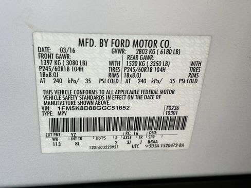 Used 2016 Ford Explorer XLT image 38