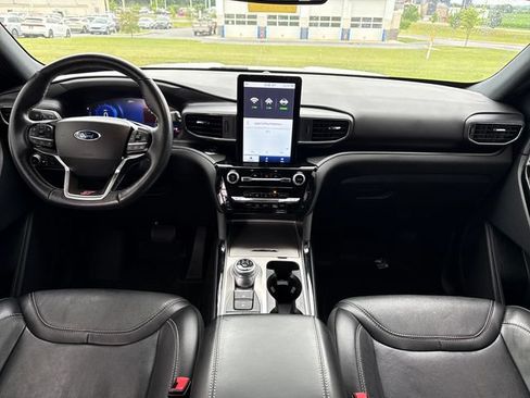 Used 2022 Ford Explorer ST w/ Equipment Group 401A AWD/4WD image 18