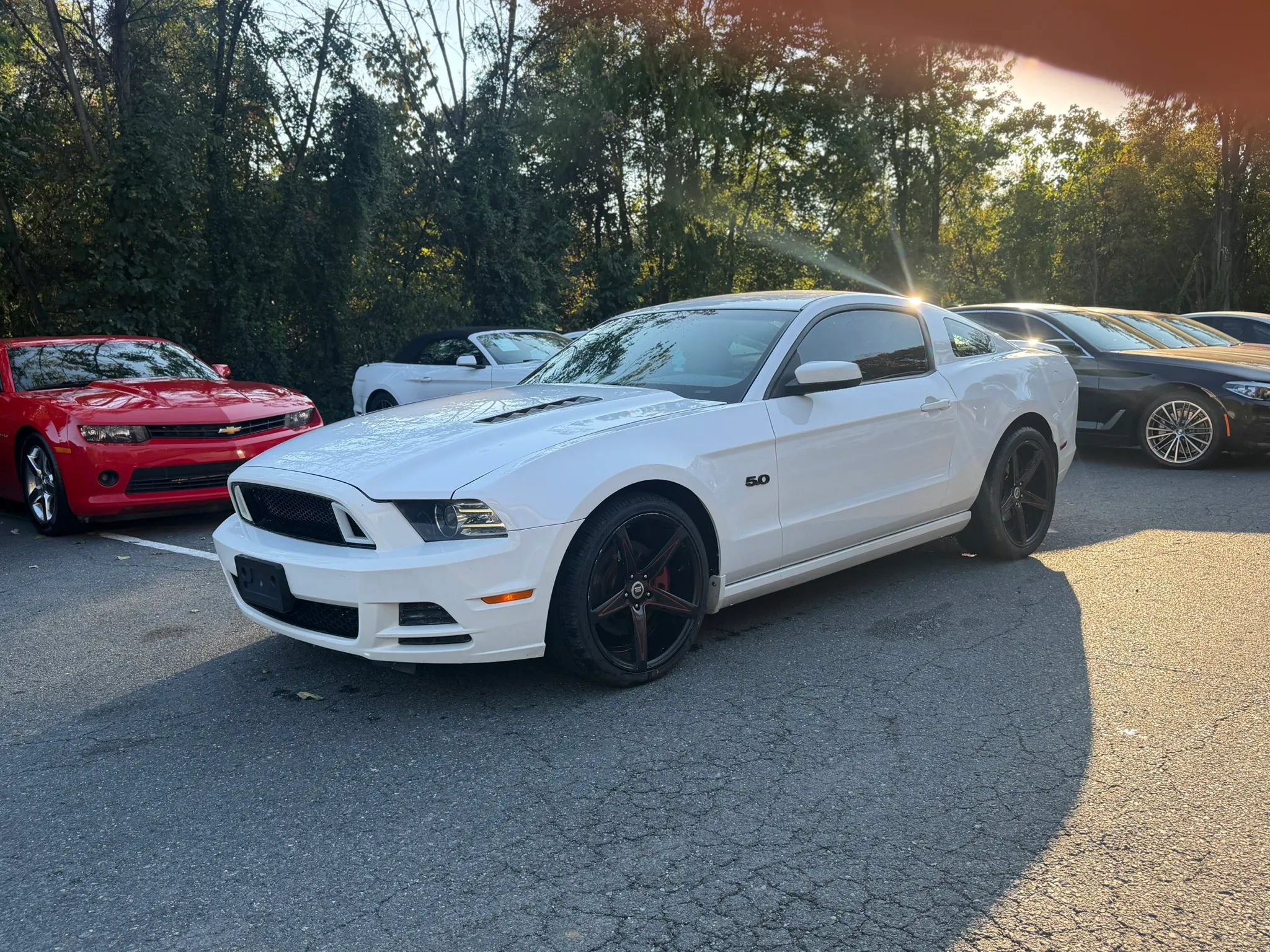 Used 2013 Ford Mustang GT Premium w/ Electronics Pkg RWD image 2