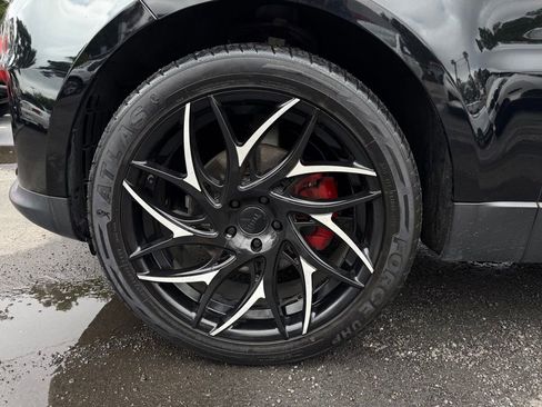 Used 2018 Land Rover Range Rover Sport SE AWD/4WD image 6