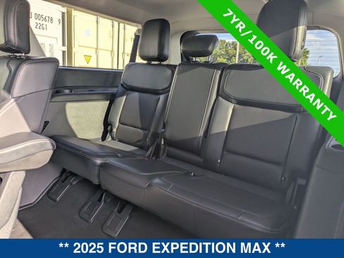 Certified 2025 Ford Expedition Max Platinum w/ Driver's Package AWD/4WD image 18