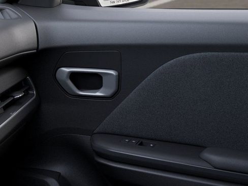 New 2026 Kia K4 LXS FWD image 25