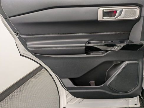 Used 2022 Ford Explorer ST w/ Equipment Group 401A image 21