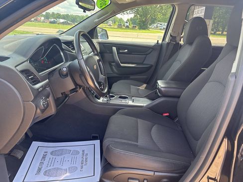 Used 2016 Chevrolet Traverse LT w/ Style and Technology Package AWD/4WD image 12