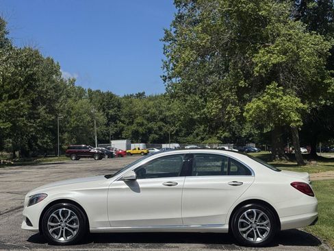 Used 2015 Mercedes-Benz C 300 4MATIC Sedan image 10