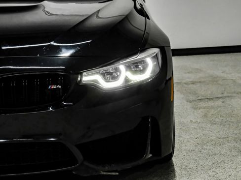 Used 2018 BMW M4 Coupe image 42