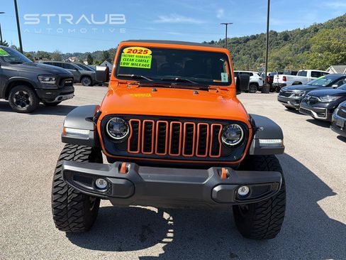Used 2025 Jeep Wrangler Unlimited Sport AWD/4WD image 12