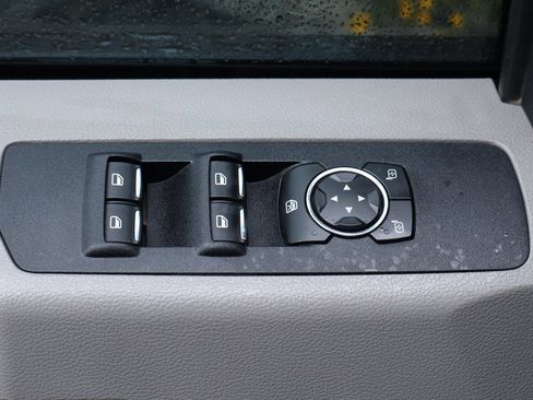 Used 2019 Ford F250 XL w/ STX Appearance Package image 17