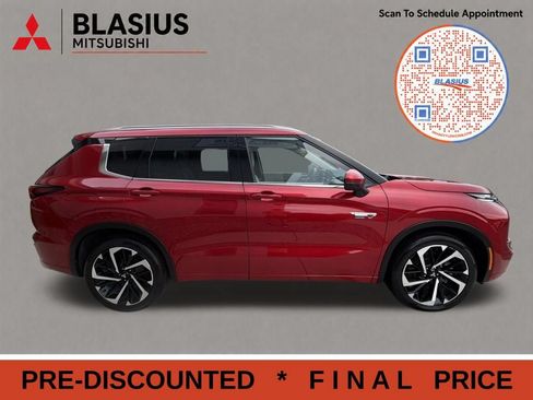Used 2023 Mitsubishi Outlander SEL AWD/4WD image 7