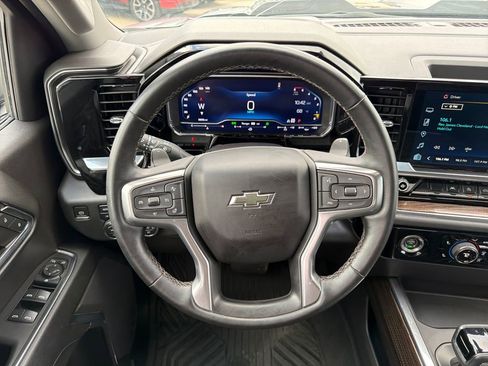 Used 2024 Chevrolet Silverado 1500 LT Trail Boss image 16