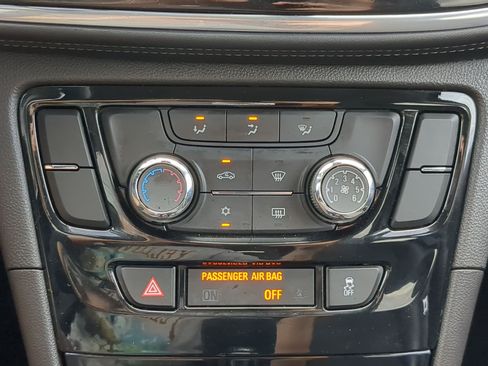 Used 2018 Buick Encore Preferred AWD/4WD image 26