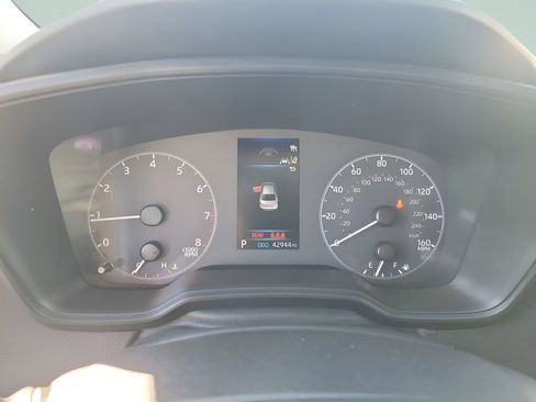 Used 2024 Toyota Corolla LE image 26