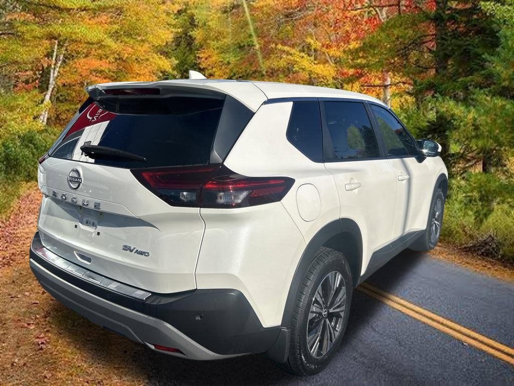 Certified 2023 Nissan Rogue SV AWD/4WD image 6