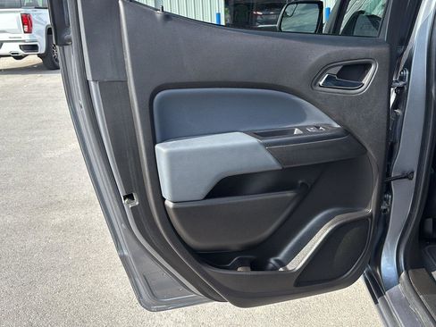 Used 2021 Chevrolet Colorado Z71 w/ Safety Package image 16