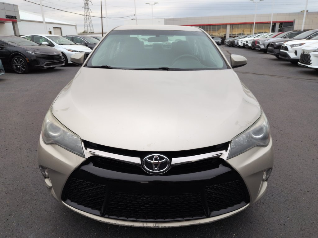 Used 2017 Toyota Camry SE FWD image 8