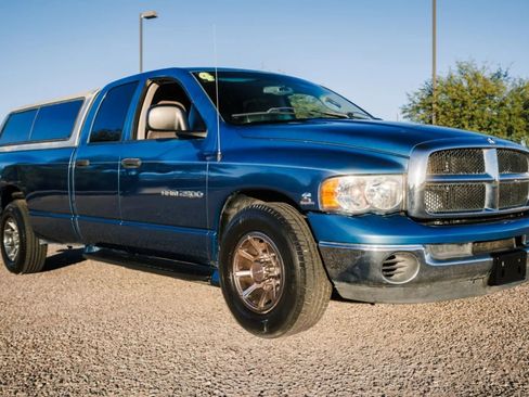Used 2004 Dodge Ram 2500 Truck SLT w/ Trailer Tow Group image 1