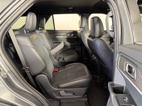 Used 2026 Ford Explorer Tremor AWD/4WD image 43