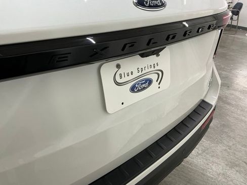 New 2026 Ford Explorer ST AWD/4WD image 6