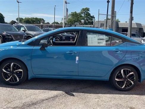 New 2025 Nissan Versa SR w/ Trunk Package image 21