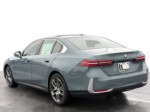 New 2026 BMW 530i w/ Convenience Package image 22