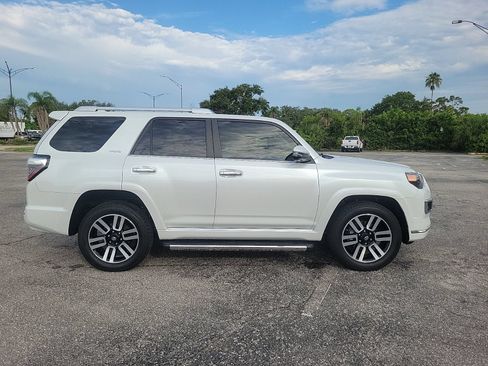 Used 2024 Toyota 4Runner Limited AWD/4WD image 5