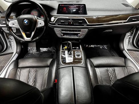 Used 2020 BMW 740i RWD image 39