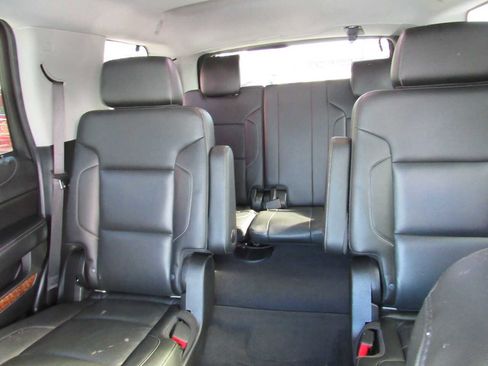 Used 2020 Chevrolet Tahoe Premier image 17