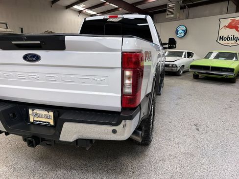 Used 2020 Ford F250 Lariat w/ Lariat Ultimate Package AWD/4WD image 16