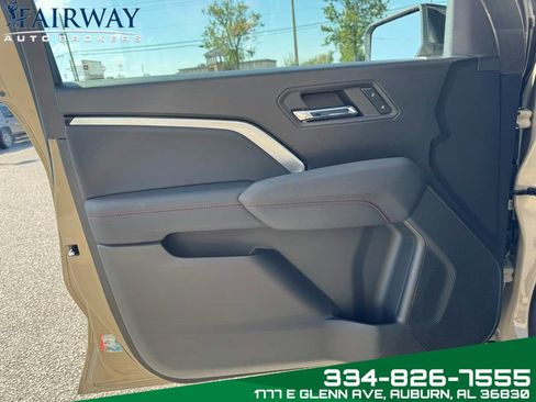 Used 2023 Chevrolet Colorado Z71 image 25