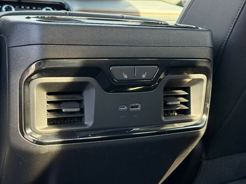 Used 2022 GMC Sierra 1500 AT4 w/ AT4 Premium Package image 29