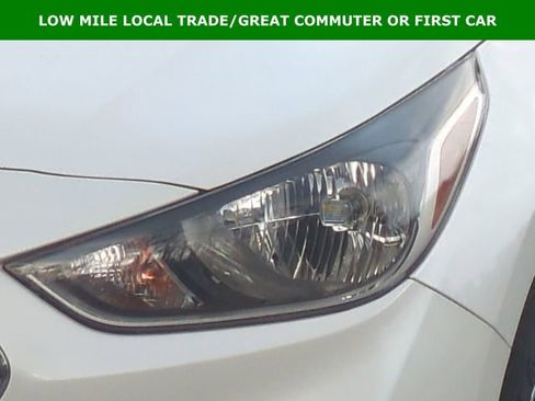 Used 2021 Hyundai Accent SEL image 17