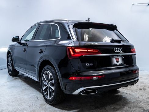 Used 2023 Audi Q5 2.0T Premium Plus w/ Premium Plus Package image 3