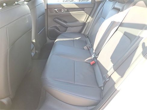 Used 2022 Honda Civic Touring image 10