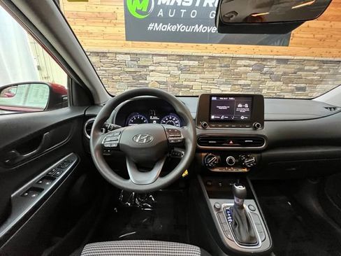 Used 2022 Hyundai Kona SE AWD/4WD image 19